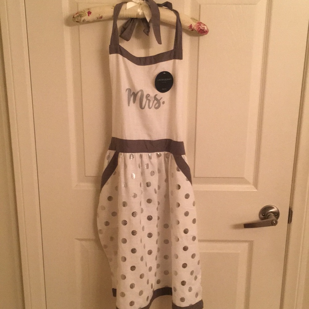 Cynthia Rowley bridal Mrs. apron silver and white